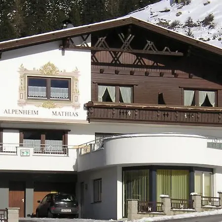 Alpenheim Mathias Apartment